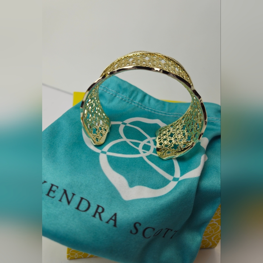 Kendra Scott Elegant Gold Filigree Cuff Bracelet - Picture 6 of 10